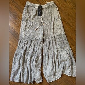 NWT Young Threads Gray Wide-Leg Pants